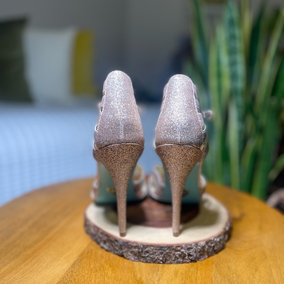 Blue by Betsey Johnson Tee Champagne Glitter Heels Size 9 - Picture 11 of 14